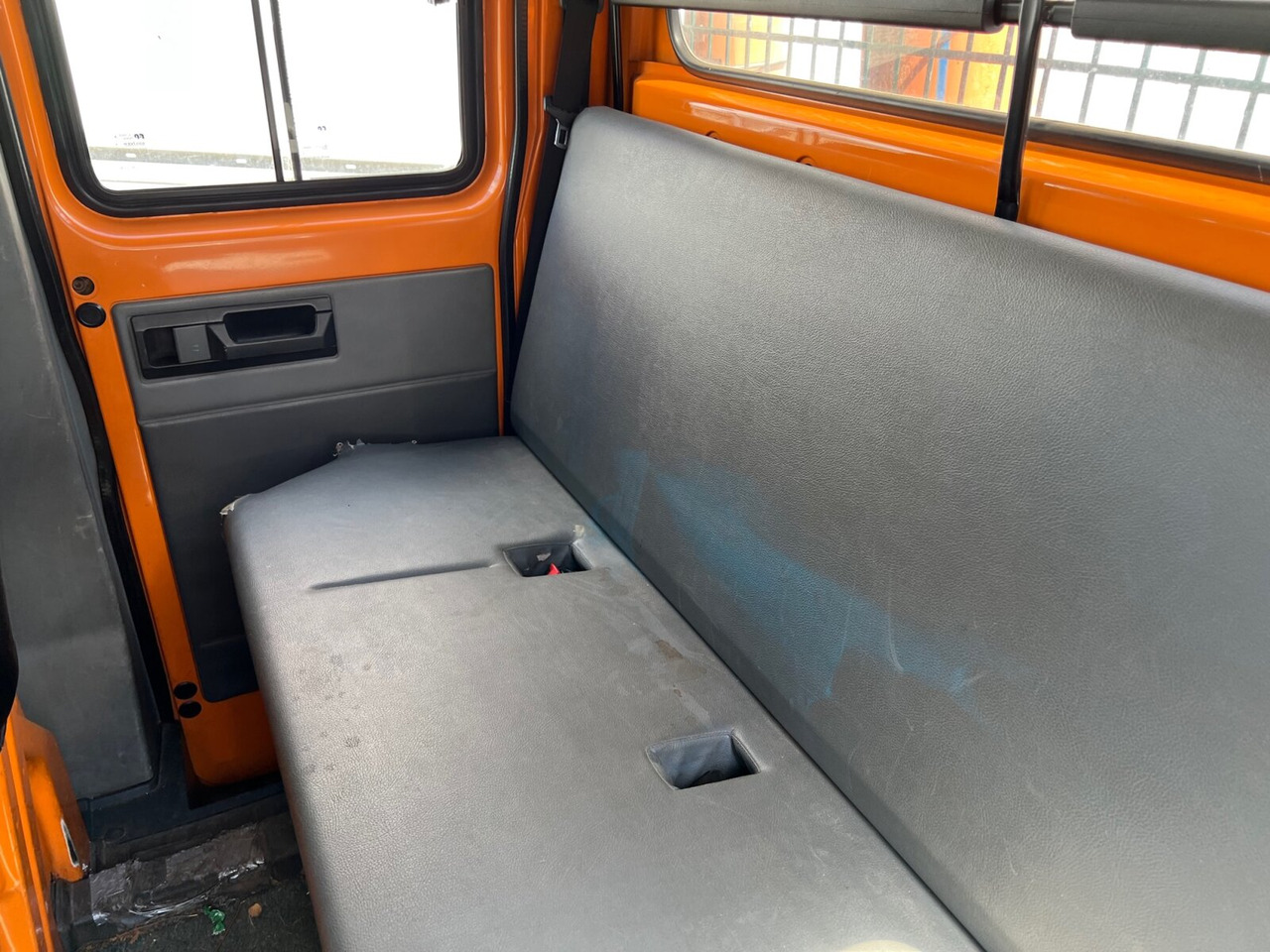 Mercedes-Benz Sprinter 308 4x2 Doka Sprinter 308 4x2 Doka - Dostavno vozilo s ravnom platformom, Dostavno vozilo sa duplom kabinom: slika 5 Mercedes-Benz Sprinter 308 4x2 Doka Sprinter 308 4x2 Doka - Dostavno vozilo s ravnom platformom, Dostavno vozilo sa duplom kabinom: slika 5