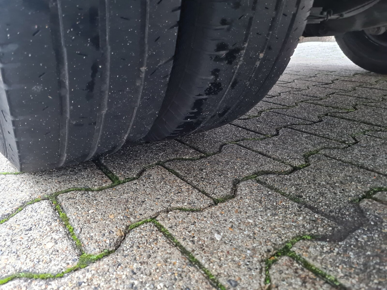 Mercedes-Benz Sprinter 516 CDI 4x2 Sprinter 516 CDI 4x2, Rettungswagen - Furgon: slika 2 Mercedes-Benz Sprinter 516 CDI 4x2 Sprinter 516 CDI 4x2, Rettungswagen - Furgon: slika 2