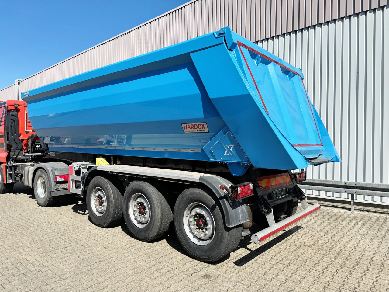 Novu Poluprikolica Euro ATM 27 Euro ATM 27, HARDOX Stahlmulde ca. 27m³, Liftachse: slika 7 Novu Poluprikolica Euro ATM 27 Euro ATM 27, HARDOX Stahlmulde ca. 27m³, Liftachse: slika 7