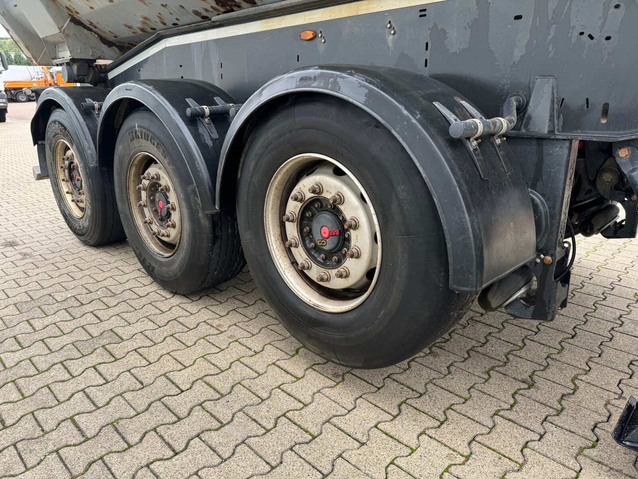 Schwarzmüller K-Serie Kippauflieger K-Serie Kippauflieger, Stahlmulde ca. 27m³, Liftachse - Poluprikolica: slika 5 Schwarzmüller K-Serie Kippauflieger K-Serie Kippauflieger, Stahlmulde ca. 27m³, Liftachse - Poluprikolica: slika 5