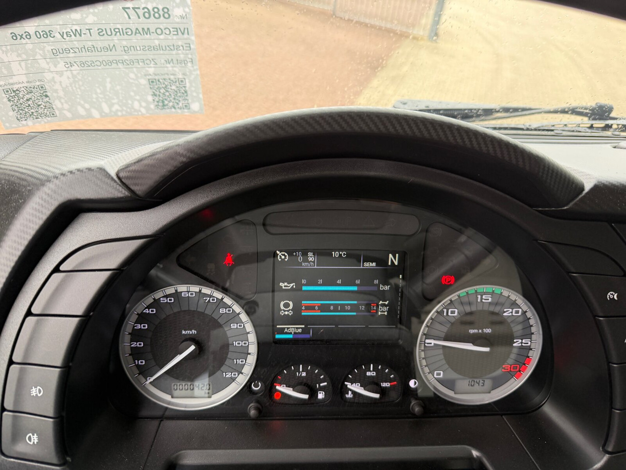 T-Way 360 6x6 T-Way 360 6x6, Nebenantrieb - Kamion sa golom šasijom i zatvorenom kabinom: slika 2 T-Way 360 6x6 T-Way 360 6x6, Nebenantrieb - Kamion sa golom šasijom i zatvorenom kabinom: slika 2