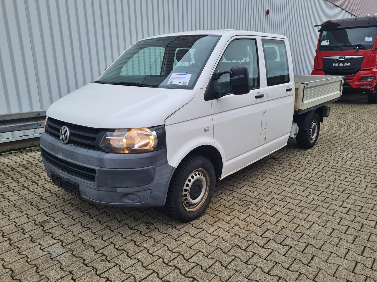 T5 Doka 4x2 T5 Doka 4x2, 2.0 ltr. TDI Pritsche - Dostavno vozilo s ravnom platformom, Dostavno vozilo sa duplom kabinom: slika 1 T5 Doka 4x2 T5 Doka 4x2, 2.0 ltr. TDI Pritsche - Dostavno vozilo s ravnom platformom, Dostavno vozilo sa duplom kabinom: slika 1