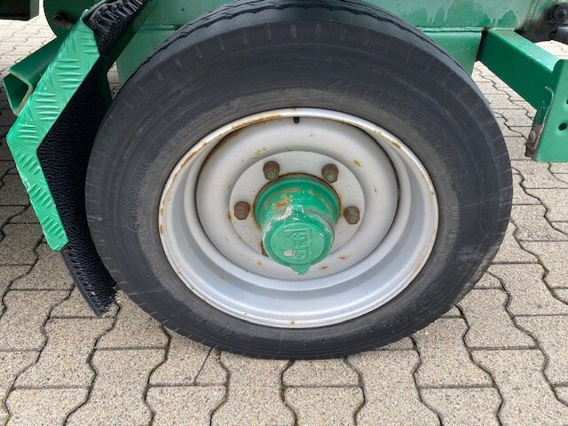 TL 6,4 Empl TL 6,4 Spezial-Tiefladeanhänger, Ex-Polizei - Plato prikolica: slika 2 TL 6,4 Empl TL 6,4 Spezial-Tiefladeanhänger, Ex-Polizei - Plato prikolica: slika 2