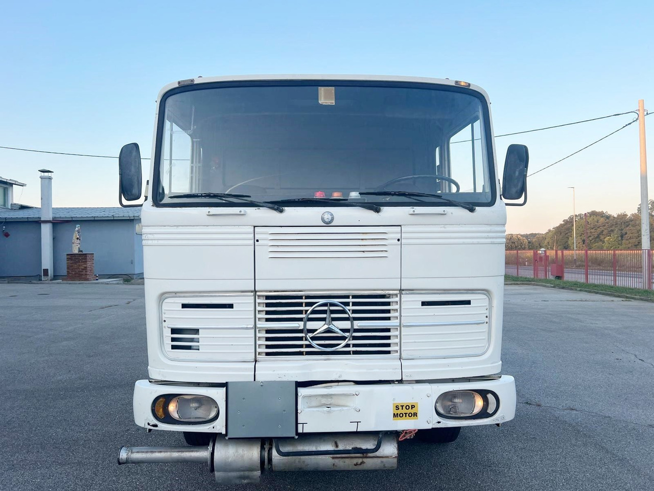 Mercedes-Benz 1923 4x2 1923 4x2 - Tegljač: slika 4 Mercedes-Benz 1923 4x2 1923 4x2 - Tegljač: slika 4