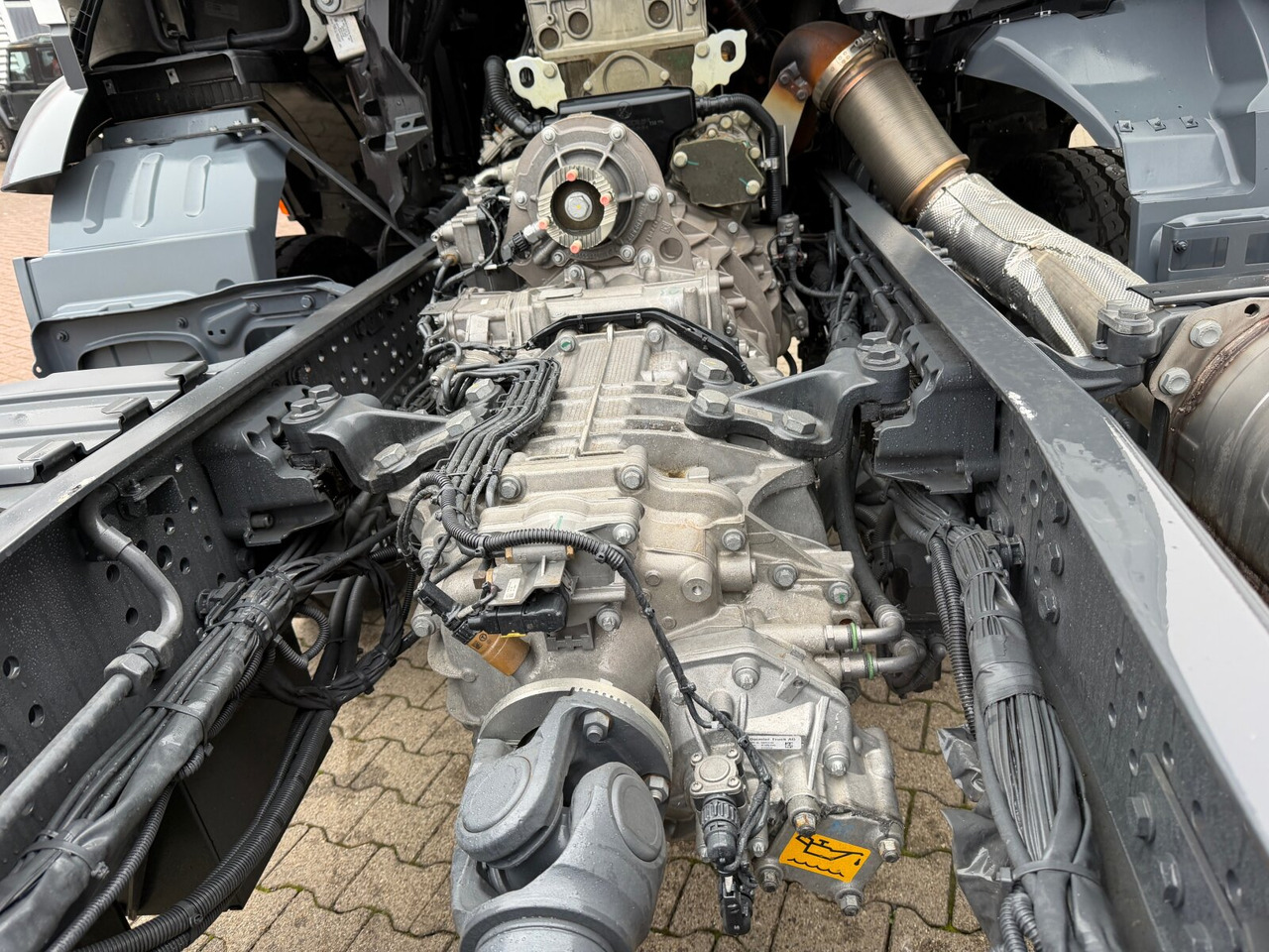 Mercedes-Benz Arocs 1840 K 4x2 Arocs 1840 K 4x2, MultimediaCockpit, 2x Nebenantrieb, NMV & Motorabtrieb - Tegljač: slika 2 Mercedes-Benz Arocs 1840 K 4x2 Arocs 1840 K 4x2, MultimediaCockpit, 2x Nebenantrieb, NMV & Motorabtrieb - Tegljač: slika 2