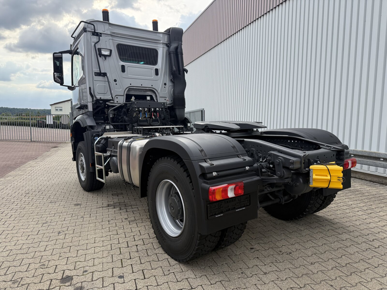 Novu Tegljač Mercedes-Benz Arocs 1853 AS 4x4 Arocs 1853 AS 4x4, Retarder, MultimediaCockpit, Navi: slika 15