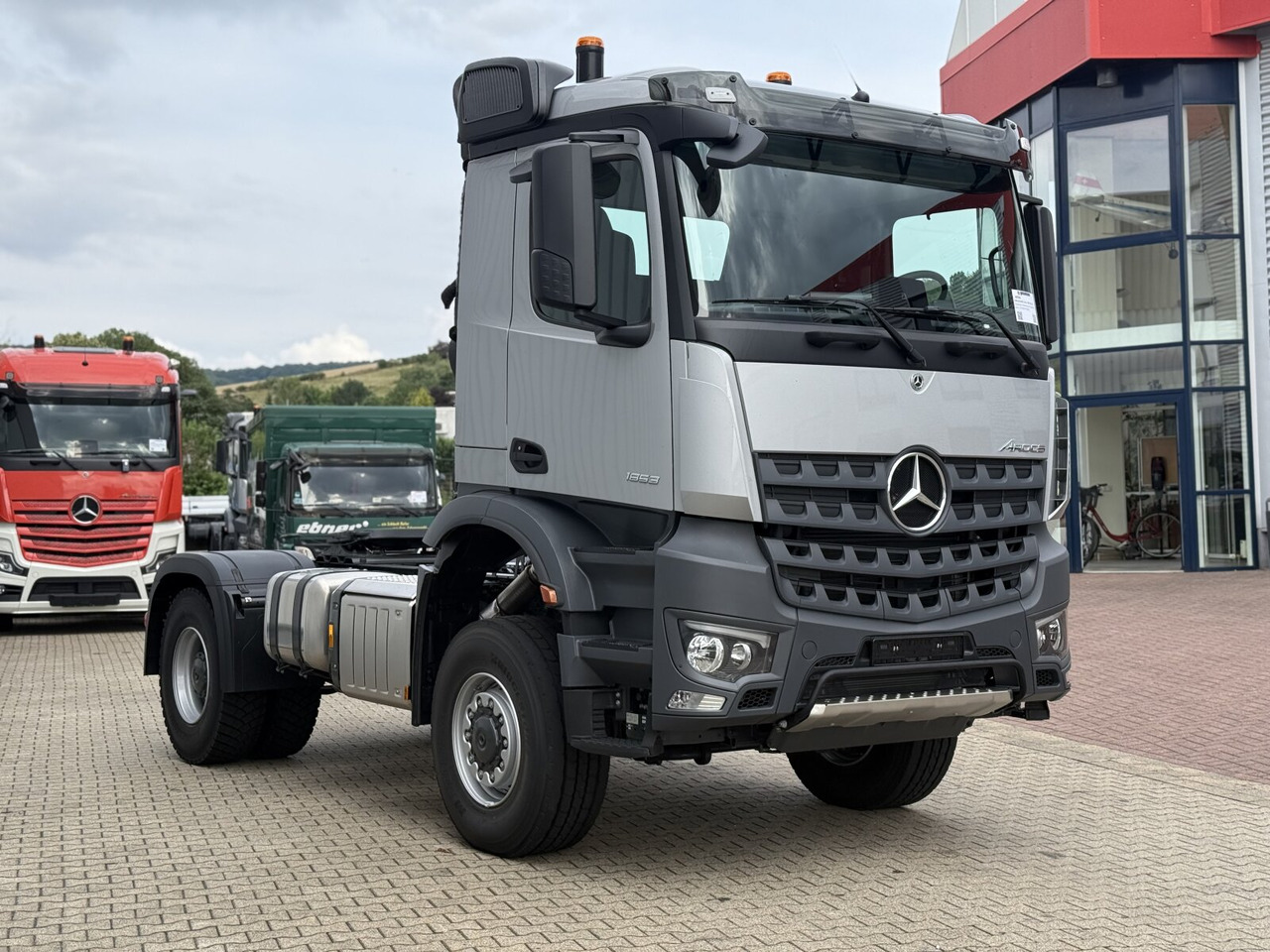 Novu Tegljač Mercedes-Benz Arocs 1853 AS 4x4 Arocs 1853 AS 4x4, Retarder, MultimediaCockpit, Navi: slika 10