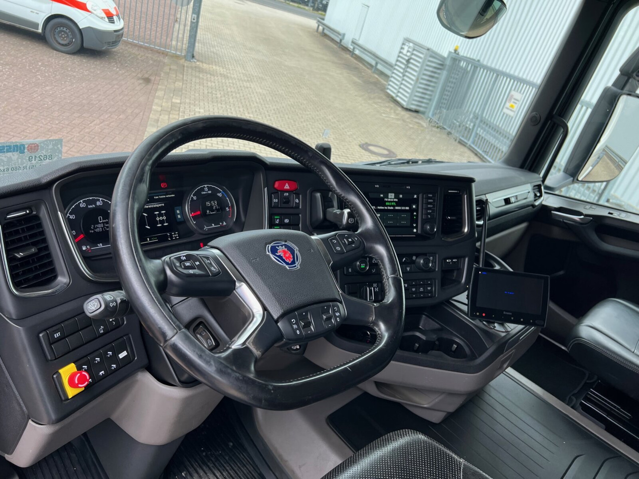 Scania R 580 6x4 R 580 6x4, V8-Motor, Kipphydraulik, Retarder, 66t - Tegljač: slika 3 Scania R 580 6x4 R 580 6x4, V8-Motor, Kipphydraulik, Retarder, 66t - Tegljač: slika 3