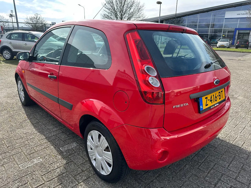 Ford Fiesta TDCi 1.4 + AIRCO + CARPLAY + REAR CAMERA + 194.511 KM - Hečbek: slika 3 Ford Fiesta TDCi 1.4 + AIRCO + CARPLAY + REAR CAMERA + 194.511 KM - Hečbek: slika 3