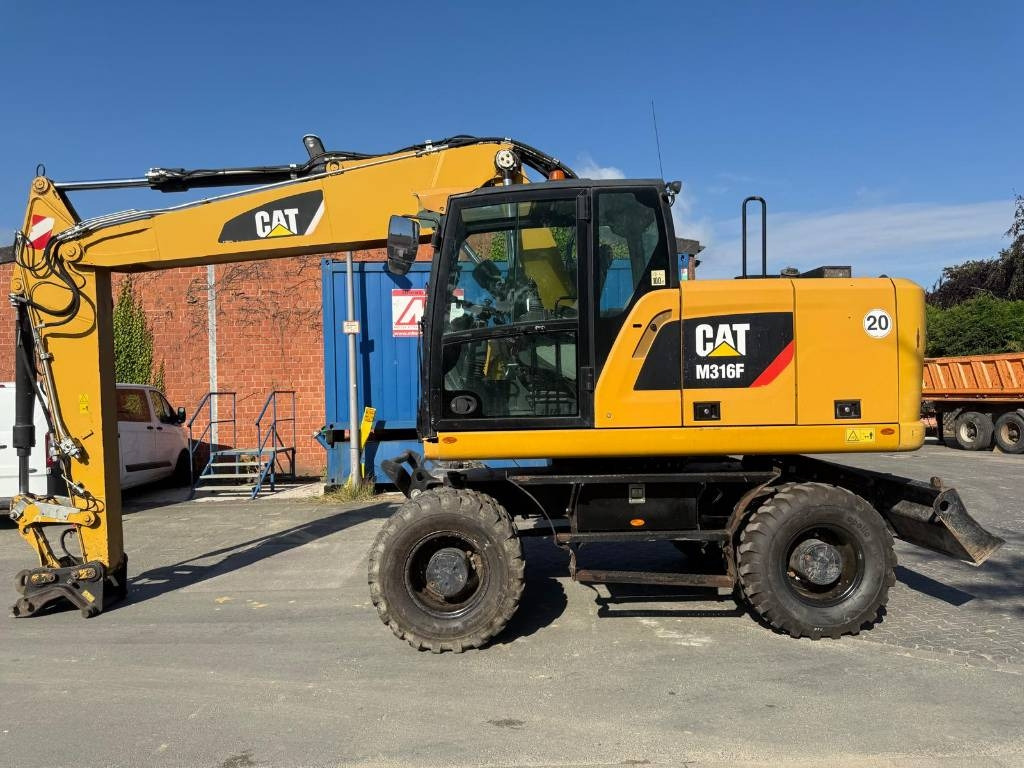CAT M 316F - Bager točkaš: slika 1 CAT M 316F - Bager točkaš: slika 1