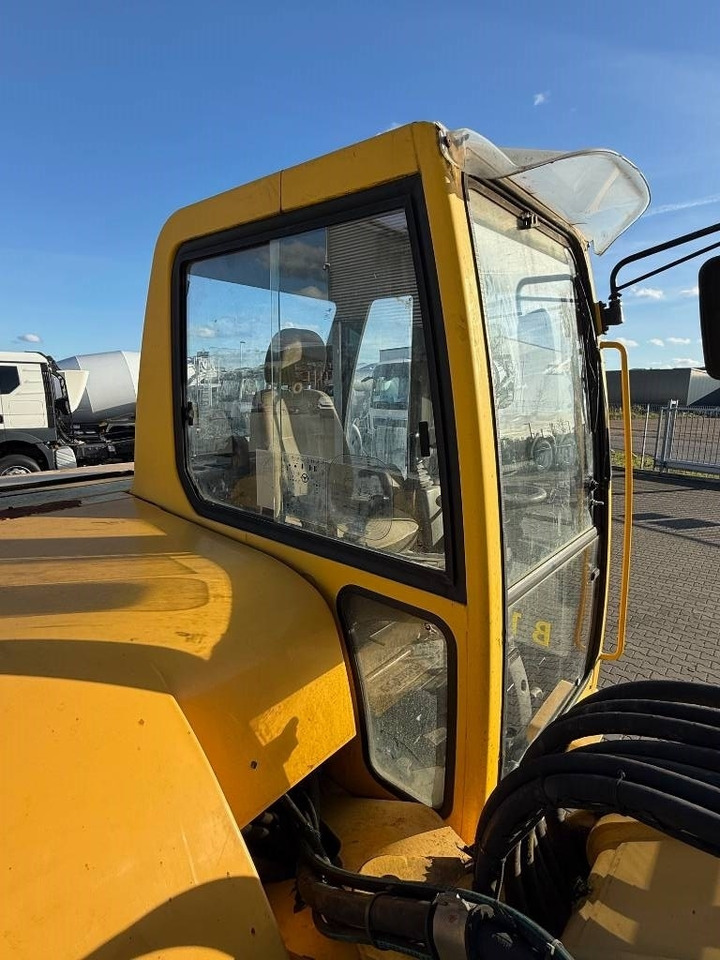 Bager točkaš Komatsu PW 110: slika 23 Bager točkaš Komatsu PW 110: slika 23