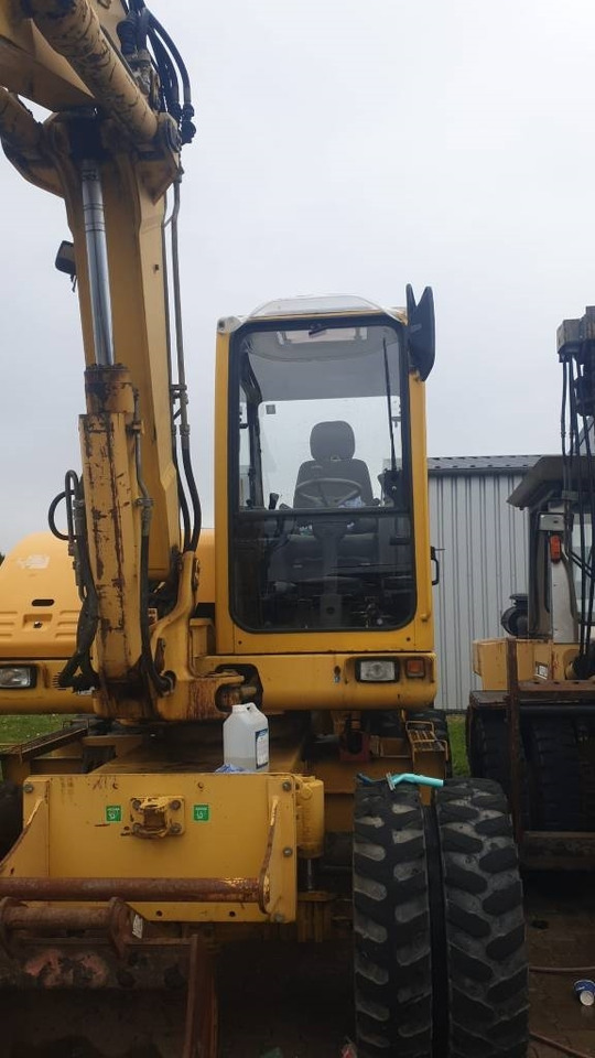 Bager točkaš Komatsu PW 110: slika 29 Bager točkaš Komatsu PW 110: slika 29