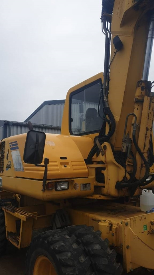 Bager točkaš Komatsu PW 110: slika 31 Bager točkaš Komatsu PW 110: slika 31