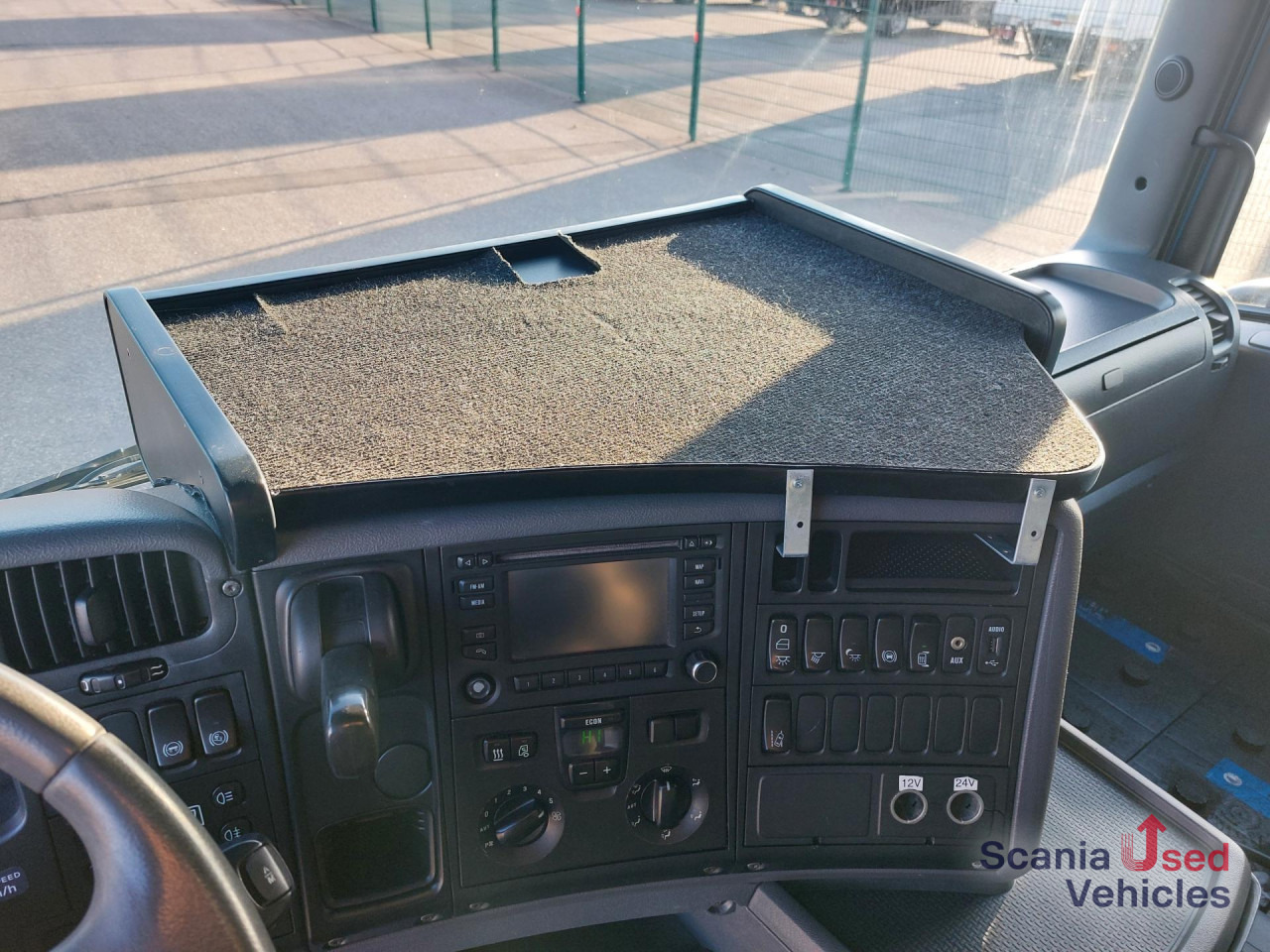 SCANIA G 410 LA4x2MNA Standklima - Tegljač: slika 2 SCANIA G 410 LA4x2MNA Standklima - Tegljač: slika 2