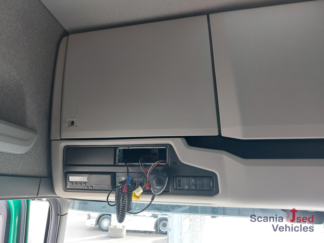 SCANIA R 450 A4x2EB - Tegljač: slika 4 SCANIA R 450 A4x2EB - Tegljač: slika 4
