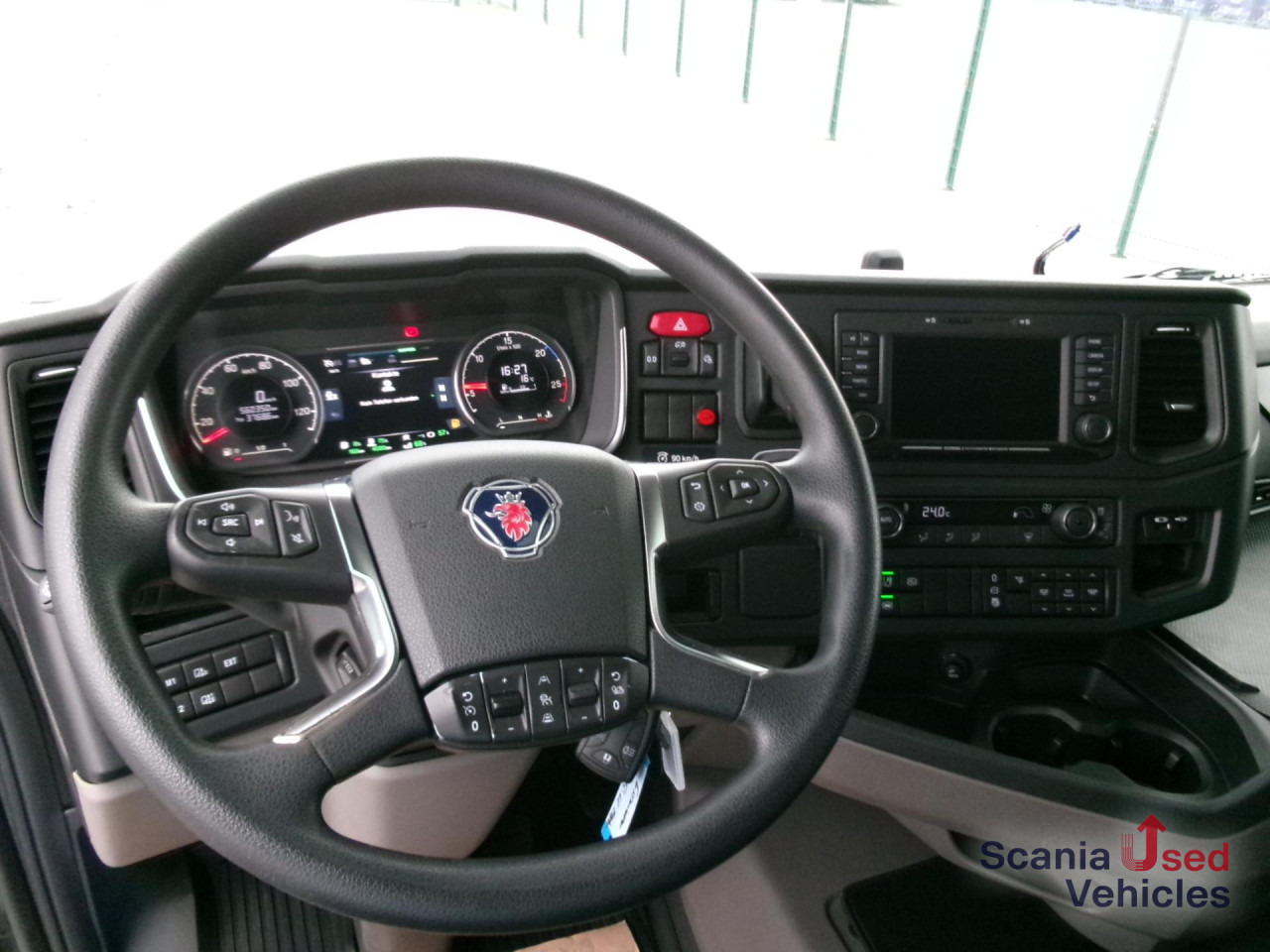 SCANIA R 450 A4x2NA - Tegljač: slika 3 SCANIA R 450 A4x2NA - Tegljač: slika 3