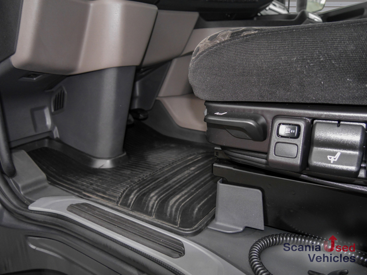 SCANIA R 460 A4x2EB - SUPER - - Tegljač: slika 4 SCANIA R 460 A4x2EB - SUPER - - Tegljač: slika 4