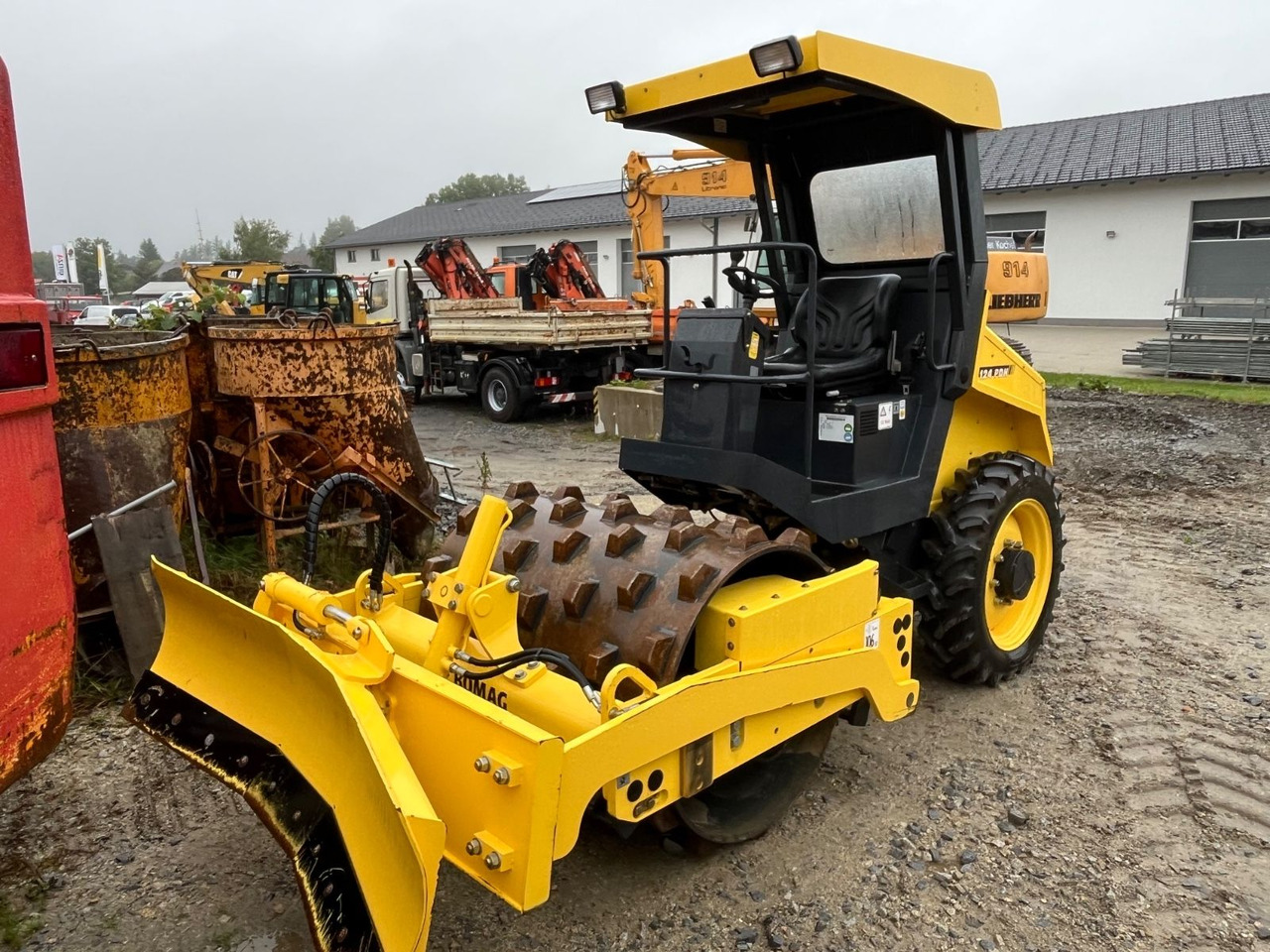 BOMAG Walzenzug BW 124 PDH-4 Planierschild 100 Bstd. - Kompaktor: slika 2 BOMAG Walzenzug BW 124 PDH-4 Planierschild 100 Bstd. - Kompaktor: slika 2