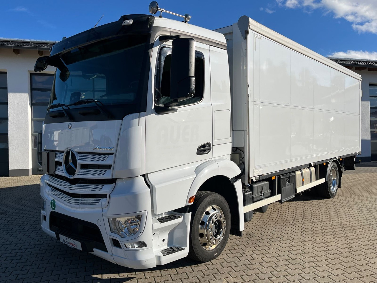 Mercedes-Benz Antos 1836 Klappwand Getränkekoffer beheizt - Kamion za prevoz boca: slika 1 Mercedes-Benz Antos 1836 Klappwand Getränkekoffer beheizt - Kamion za prevoz boca: slika 1