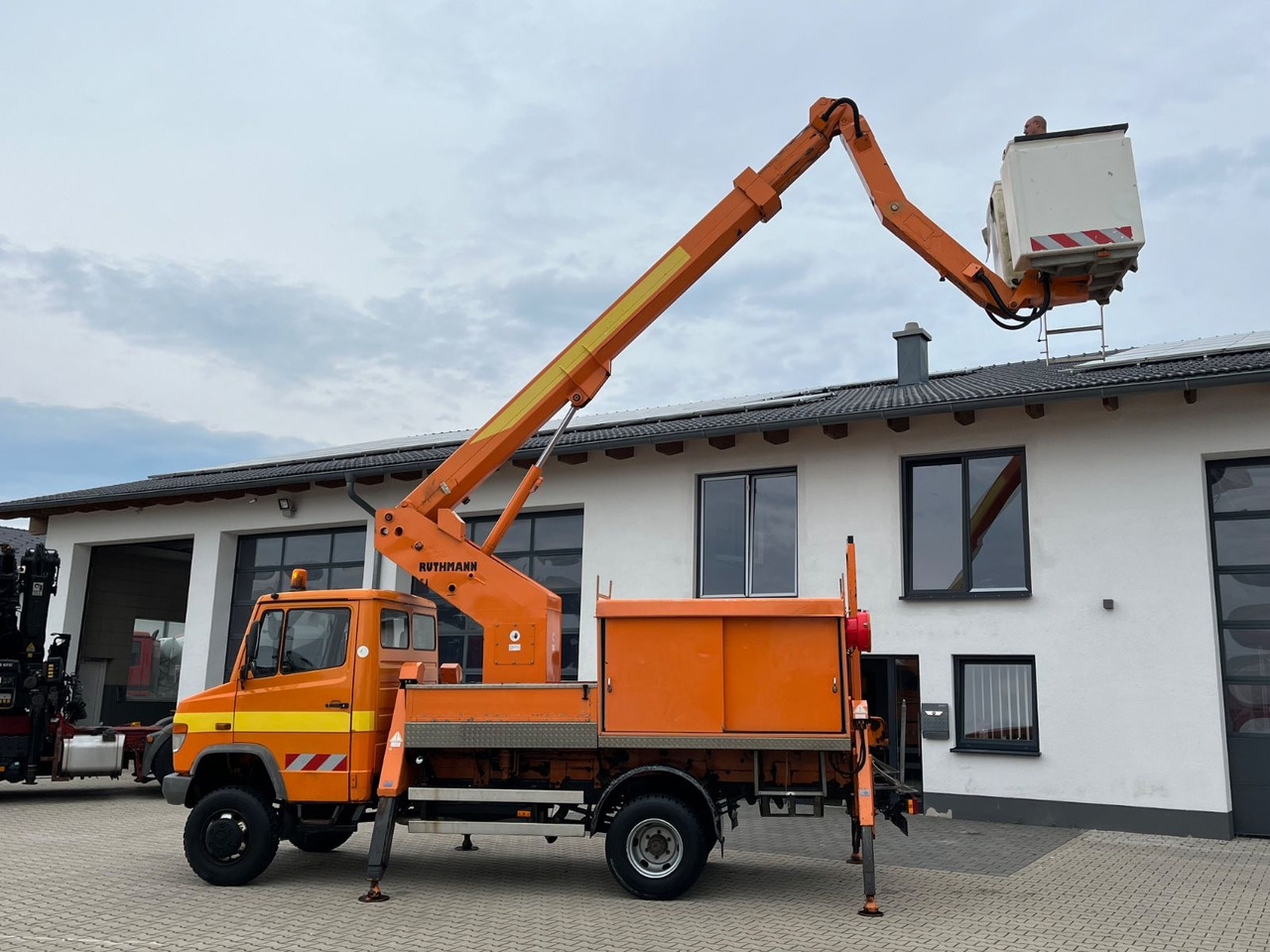 Mercedes-Benz Vario 814 DA 4x4 Ruthmann T 170 - Vazdušna platforma montirana na kamion: slika 2 Mercedes-Benz Vario 814 DA 4x4 Ruthmann T 170 - Vazdušna platforma montirana na kamion: slika 2