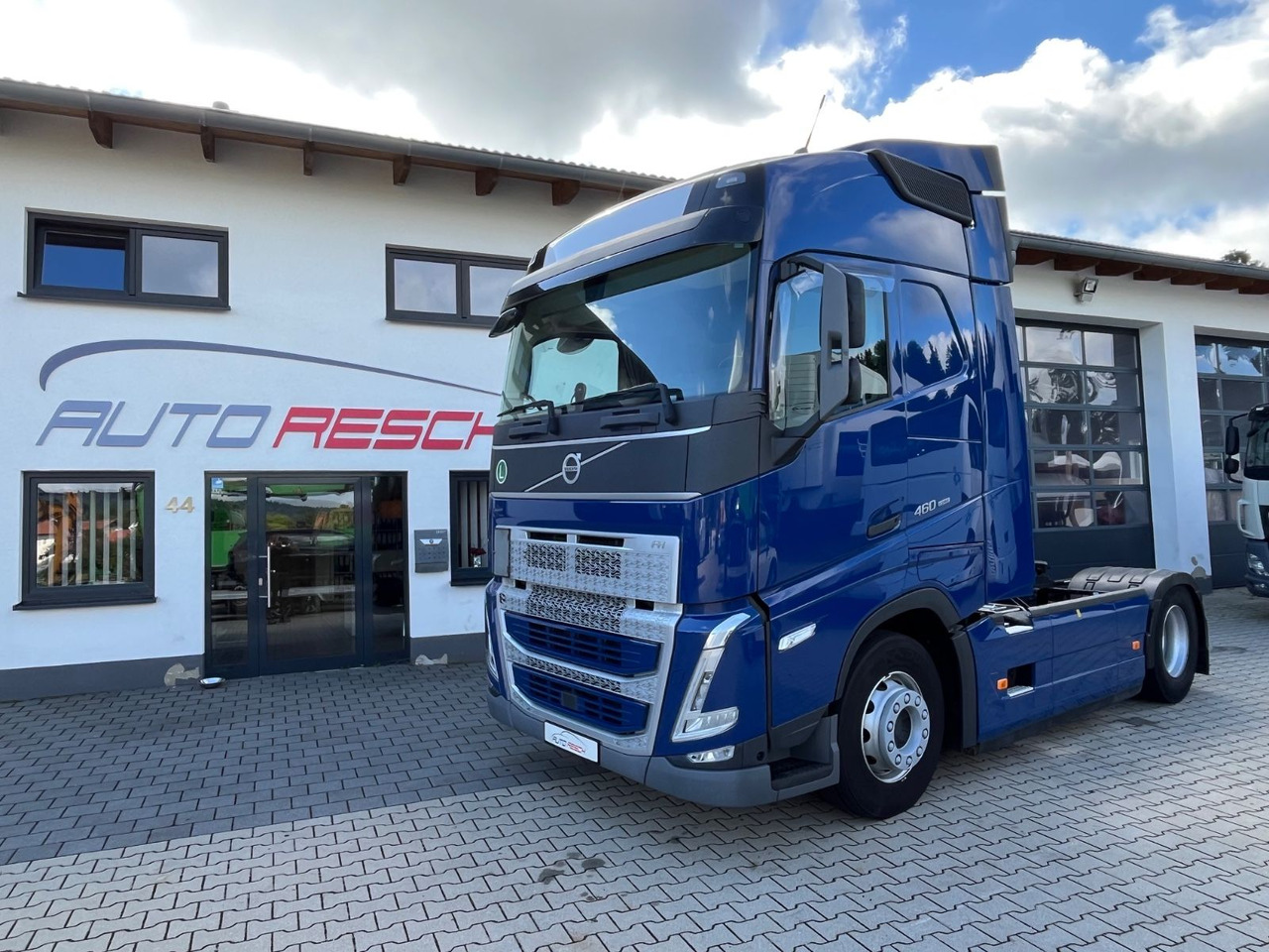 Volvo FH 460 I-SAVE ACC LED neues Modell - Tegljač: slika 1 Volvo FH 460 I-SAVE ACC LED neues Modell - Tegljač: slika 1