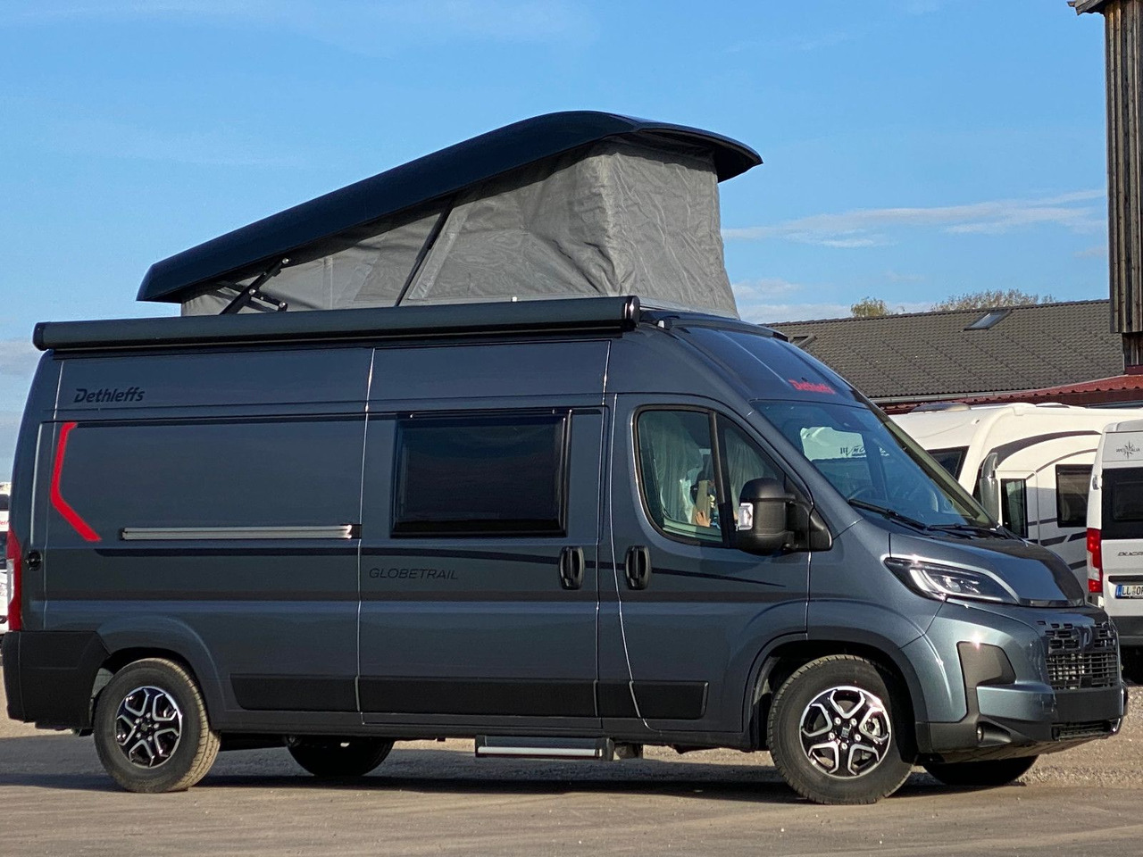 Dethleffs Globetrail 600 DK *2025*Automatik,Aufstelldach - Kamp kombi: slika 4 Dethleffs Globetrail 600 DK *2025*Automatik,Aufstelldach - Kamp kombi: slika 4