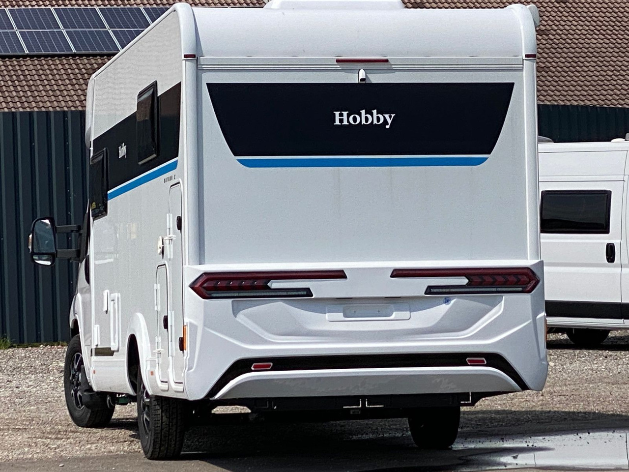 Hobby OnTour C 700 GQ MJ25/MARKISE/RFK/SAFETY-PAKET - Poluintegrisani kamper: slika 4 Hobby OnTour C 700 GQ MJ25/MARKISE/RFK/SAFETY-PAKET - Poluintegrisani kamper: slika 4