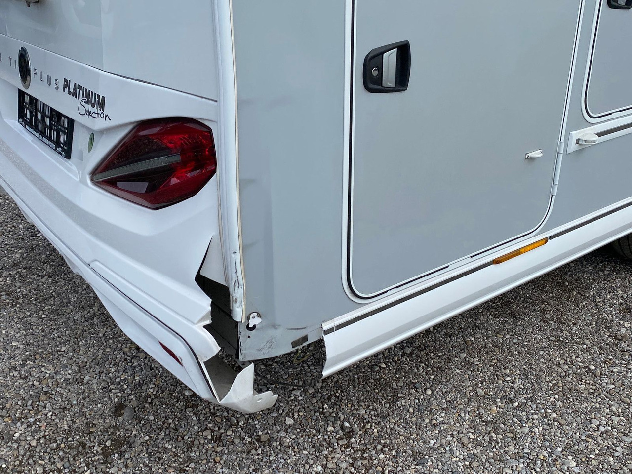 Knaus Van TI PLUS Platinium Selection 650 MEG,Automat - Poluintegrisani kamper: slika 3 Knaus Van TI PLUS Platinium Selection 650 MEG,Automat - Poluintegrisani kamper: slika 3
