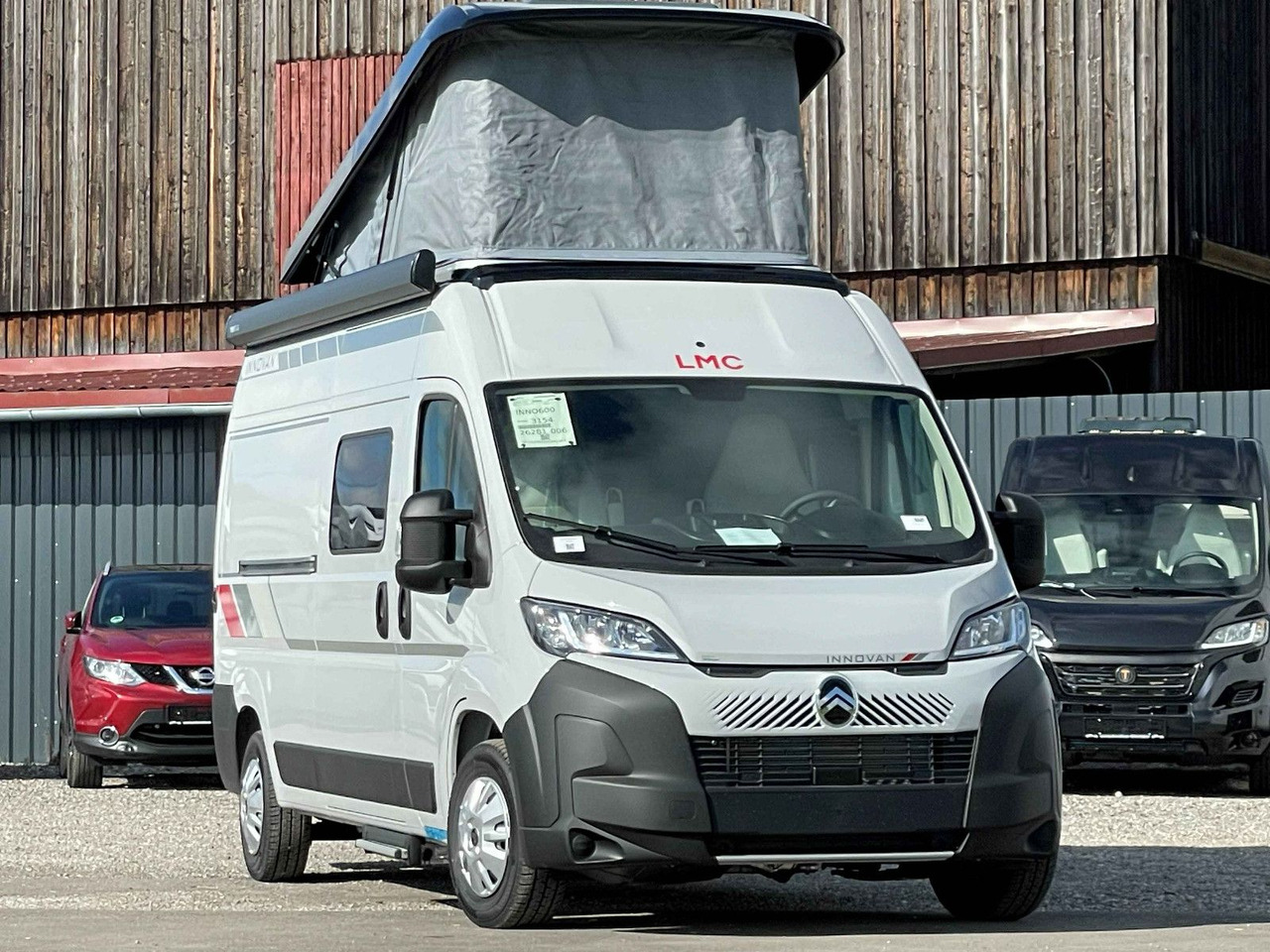 LMC INNOVAN 600 ,ASD, Aufstelldach,26 Modell,Navi - Kamp kombi: slika 2 LMC INNOVAN 600 ,ASD, Aufstelldach,26 Modell,Navi - Kamp kombi: slika 2