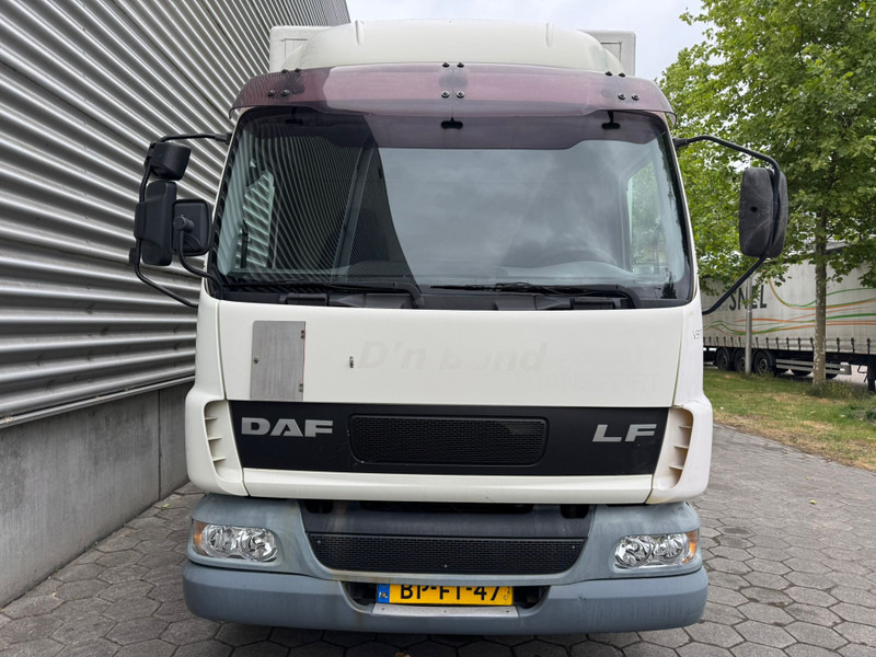 DAF LF 45.150 / Manual / Euro 3 / Tail Lift / TUV: 2-2026 / NL truck - Kamion sa zatvorenim sandukom: slika 5 DAF LF 45.150 / Manual / Euro 3 / Tail Lift / TUV: 2-2026 / NL truck - Kamion sa zatvorenim sandukom: slika 5