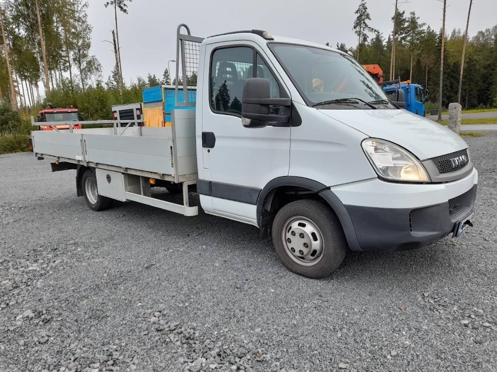 Iveco Daily 40 C18 automat - Dostavno vozilo s ravnom platformom: slika 3 Iveco Daily 40 C18 automat - Dostavno vozilo s ravnom platformom: slika 3