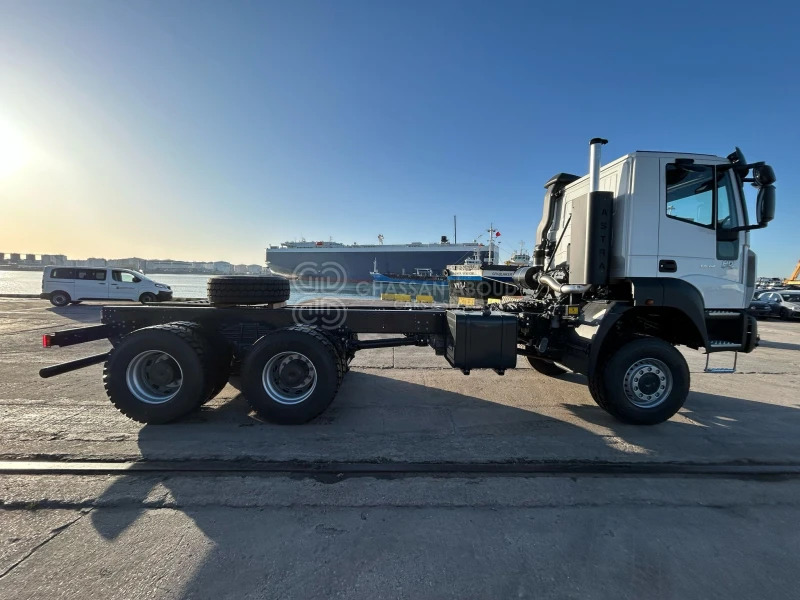 ASTRA HD9 6x6 CHASSIS - Barcelona Stock - Kamion sa golom šasijom i zatvorenom kabinom: slika 4 ASTRA HD9 6x6 CHASSIS - Barcelona Stock - Kamion sa golom šasijom i zatvorenom kabinom: slika 4