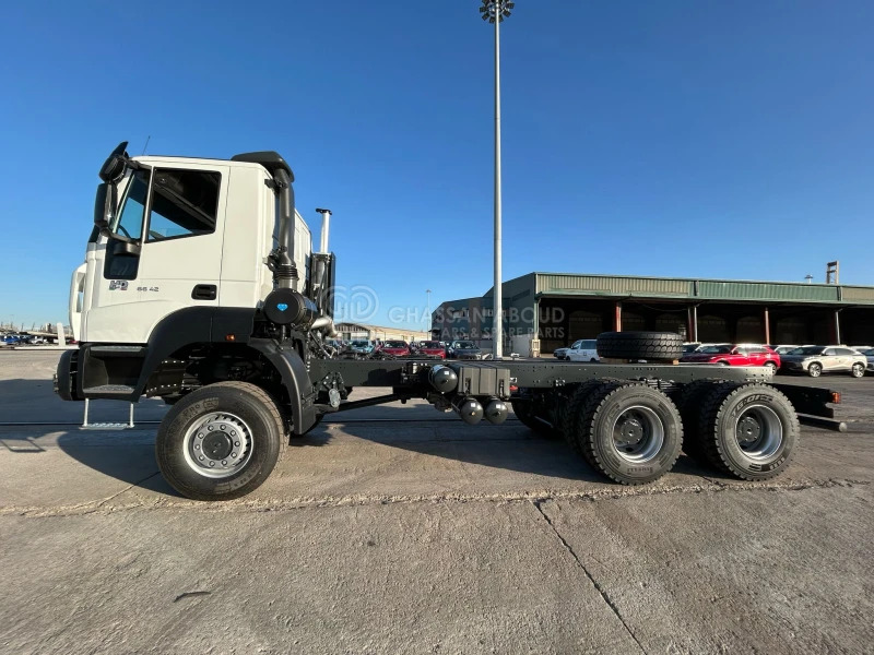 ASTRA HD9 6x6 CHASSIS - Barcelona Stock - Kamion sa golom šasijom i zatvorenom kabinom: slika 2 ASTRA HD9 6x6 CHASSIS - Barcelona Stock - Kamion sa golom šasijom i zatvorenom kabinom: slika 2