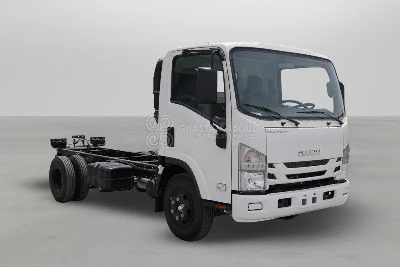 Kamion sa golom šasijom i zatvorenom kabinom Isuzu NPR 75 4x2 Chassis: slika 1