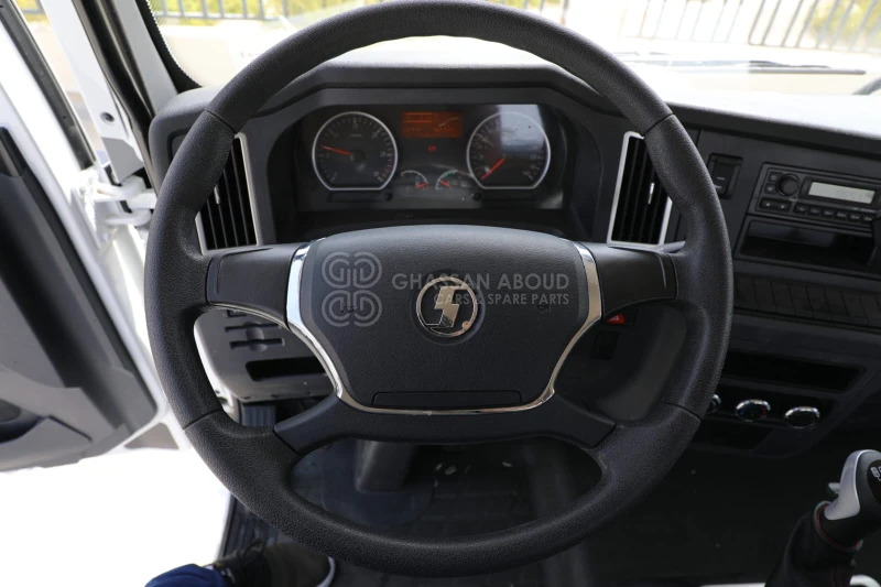 Shacman 4x2 L3000 Chassis - Kamion sa golom šasijom i zatvorenom kabinom: slika 5 Shacman 4x2 L3000 Chassis - Kamion sa golom šasijom i zatvorenom kabinom: slika 5