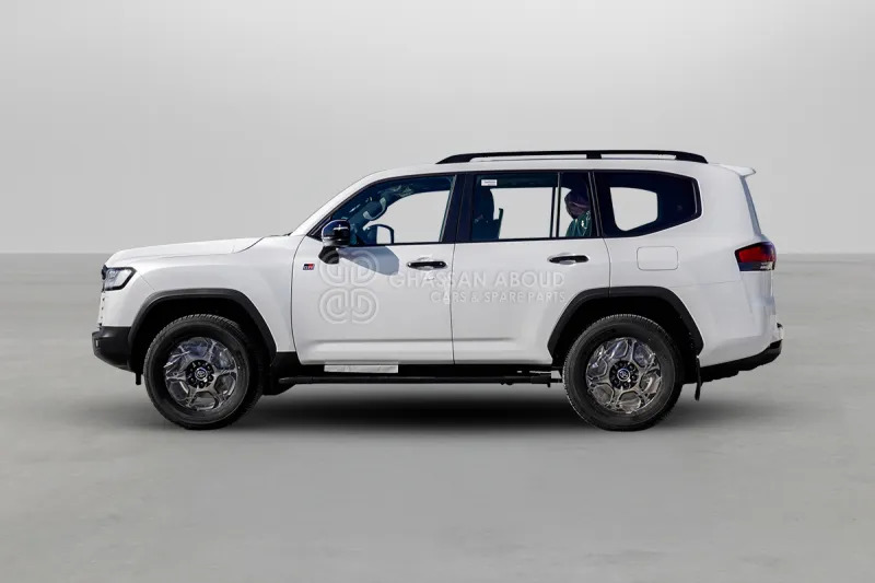 Toyota Land Cruiser 300 - SUV: slika 3 Toyota Land Cruiser 300 - SUV: slika 3