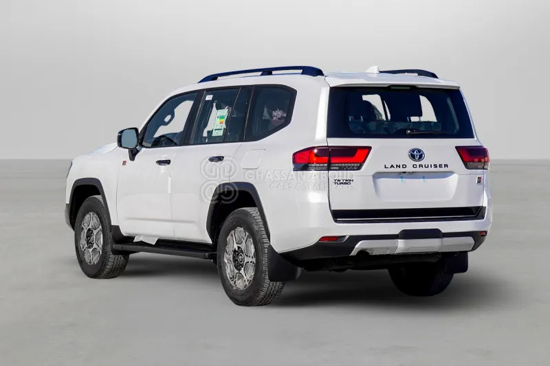 Toyota Land Cruiser 300 - SUV: slika 4 Toyota Land Cruiser 300 - SUV: slika 4