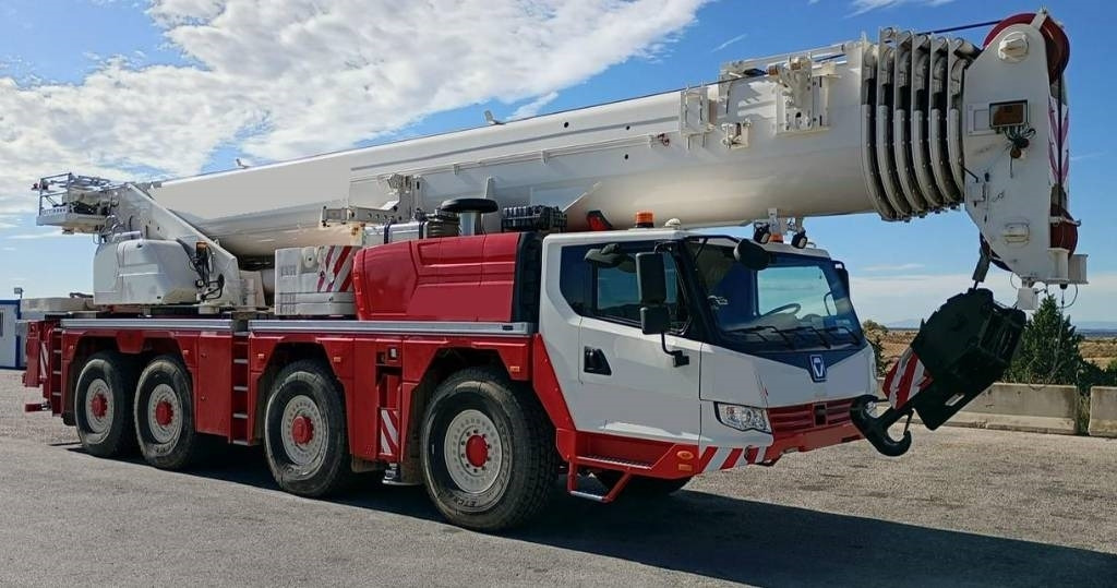 XCMG 120E - Autokran za sve terene: slika 2 XCMG 120E - Autokran za sve terene: slika 2