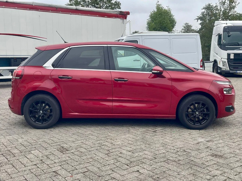 Citroën C4 Picasso REAR VIEW CAMERA, BLIND SPOT SENSOR, AUTO PARKING, FRONT & REAR PARKTRONIC, - Hečbek: slika 4 Citroën C4 Picasso REAR VIEW CAMERA, BLIND SPOT SENSOR, AUTO PARKING, FRONT & REAR PARKTRONIC, - Hečbek: slika 4