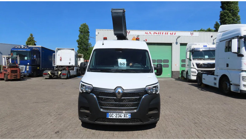 Renault Master 11/2021, 10,5 m, KLUBB, 3500 kg, euro6 - Dostavno vozilo: slika 2 Renault Master 11/2021, 10,5 m, KLUBB, 3500 kg, euro6 - Dostavno vozilo: slika 2