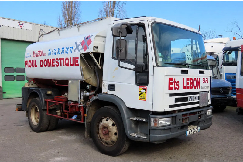 Iveco Eurocargo FUEL (DIESEL/PETROL) 8000 LITERS, COMP: 3500L,1000L, 3500L - Kamion cisterna, Kamion sa dizalicom: slika 1 Iveco Eurocargo FUEL (DIESEL/PETROL) 8000 LITERS, COMP: 3500L,1000L, 3500L - Kamion cisterna, Kamion sa dizalicom: slika 1