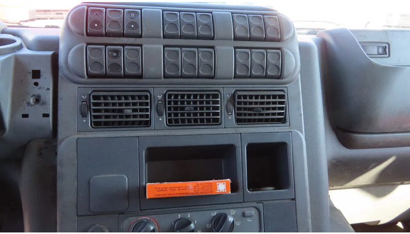 Kamion sa zatvorenim sandukom Iveco Stralis 310 8.60m box! Manual gerabox, Great state: slika 17 Kamion sa zatvorenim sandukom Iveco Stralis 310 8.60m box! Manual gerabox, Great state: slika 17