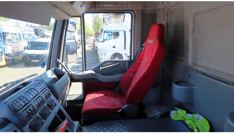 Kamion sa zatvorenim sandukom Iveco Stralis 310 8.60m box! Manual gerabox, Great state: slika 16 Kamion sa zatvorenim sandukom Iveco Stralis 310 8.60m box! Manual gerabox, Great state: slika 16