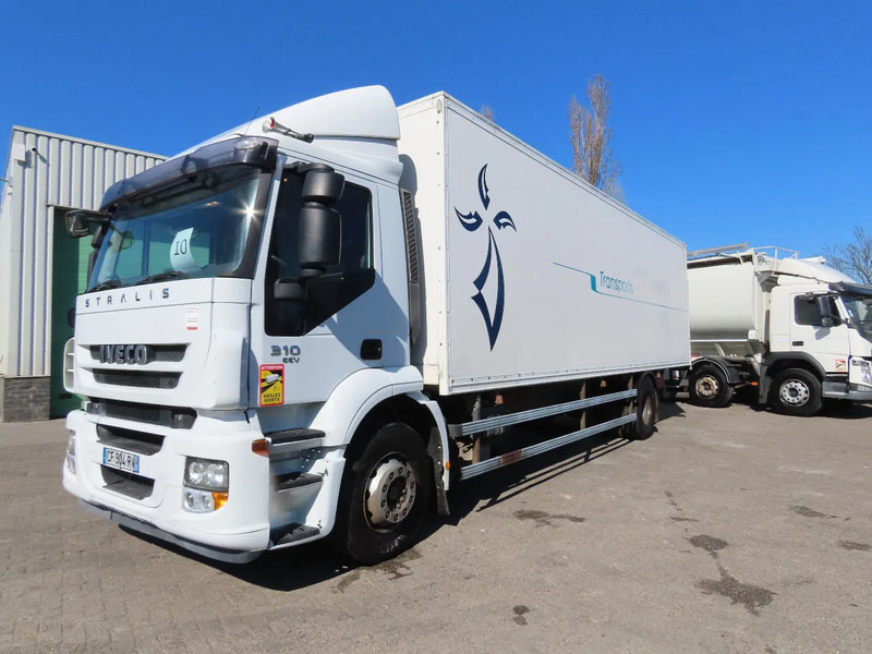 Iveco Stralis 310 8 meter box! Retarder, Great condition! - Kamion sa zatvorenim sandukom: slika 1 Iveco Stralis 310 8 meter box! Retarder, Great condition! - Kamion sa zatvorenim sandukom: slika 1