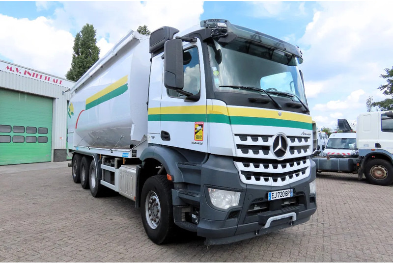 Mercedes-Benz Arocs 3245 8X4 SILO AUGER (FULL TRUCK IS FOR SALE) - Kamion cisterna: slika 3 Mercedes-Benz Arocs 3245 8X4 SILO AUGER (FULL TRUCK IS FOR SALE) - Kamion cisterna: slika 3