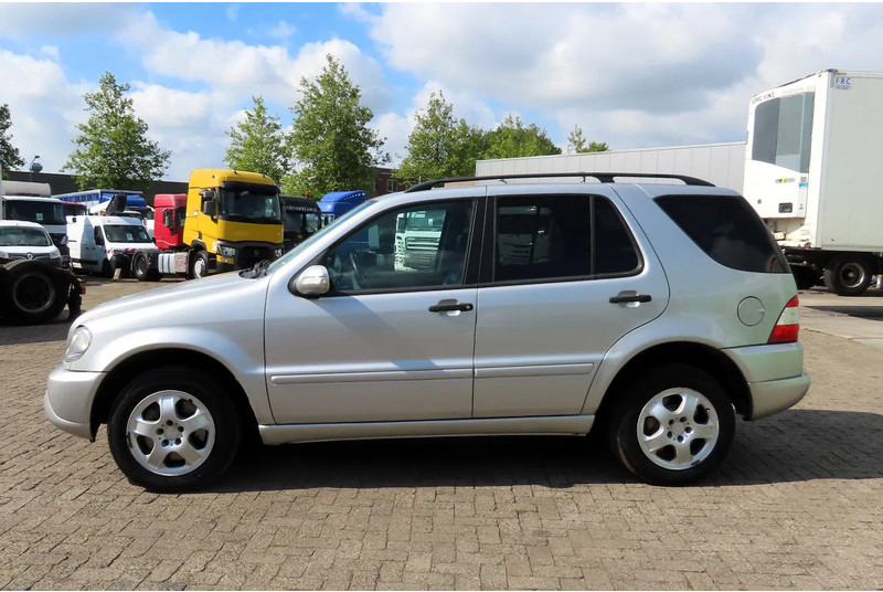Mercedes-Benz M-Klasse ML ML 270. for export, 5 seats, real leather, Climate - Automobil: slika 5 Mercedes-Benz M-Klasse ML ML 270. for export, 5 seats, real leather, Climate - Automobil: slika 5