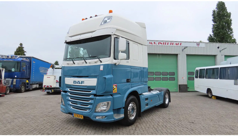 DAF XF 460 NL truck. SSP, PARKING AC, 2X FUEL TANK, FRIGO - Tegljač: slika 3 DAF XF 460 NL truck. SSP, PARKING AC, 2X FUEL TANK, FRIGO - Tegljač: slika 3