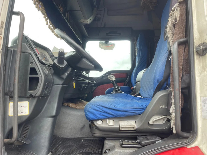 MAN TGA 18.410 EURO2 , Manual injection, FRIGO - Tegljač: slika 5 MAN TGA 18.410 EURO2 , Manual injection, FRIGO - Tegljač: slika 5
