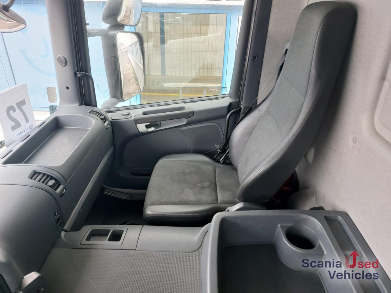 SCANIA P 280 DB4x2MNA Koffer Ladebordwand - Kamion sa zatvorenim sandukom: slika 5 SCANIA P 280 DB4x2MNA Koffer Ladebordwand - Kamion sa zatvorenim sandukom: slika 5