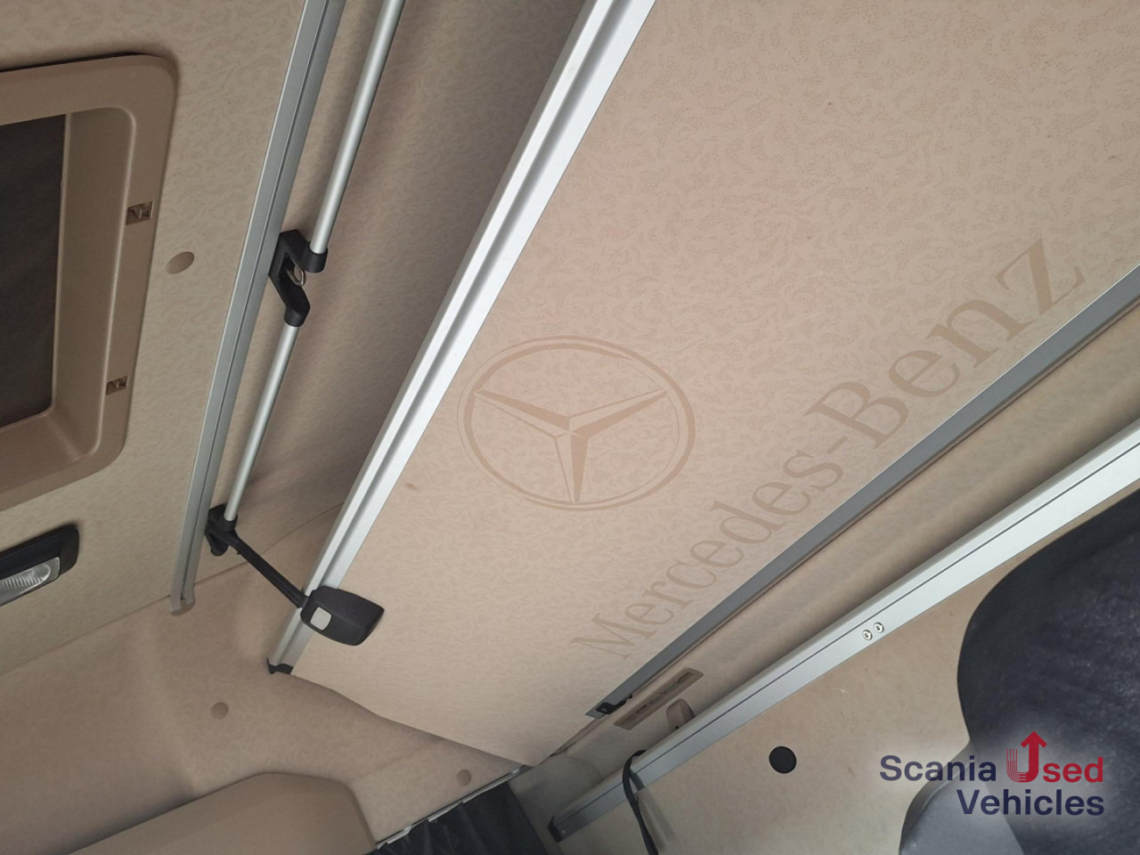 MERCEDES-BENZ Actros 1848 Retarder Blatt/Luft Retarder! - Tegljač: slika 4 MERCEDES-BENZ Actros 1848 Retarder Blatt/Luft Retarder! - Tegljač: slika 4